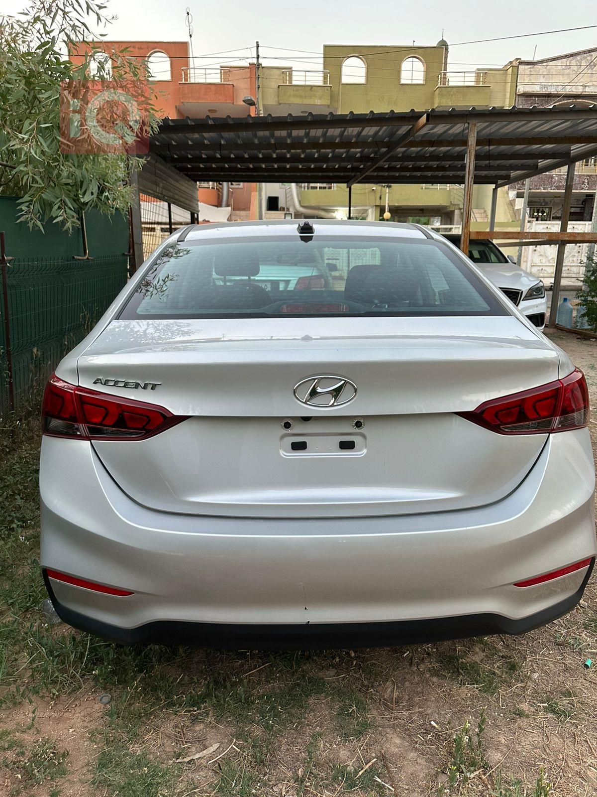 هیوندای ئەکسنت